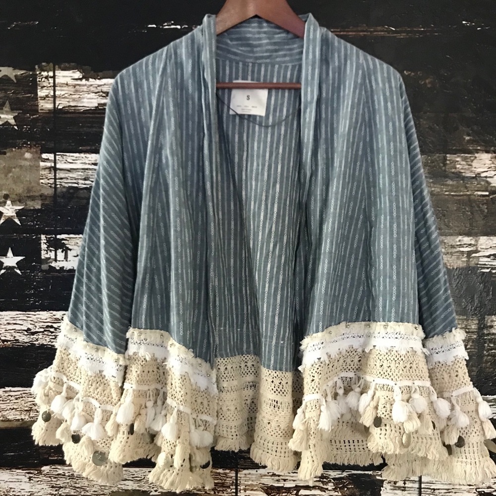 Zara Loose Cardigan with Fringe!
